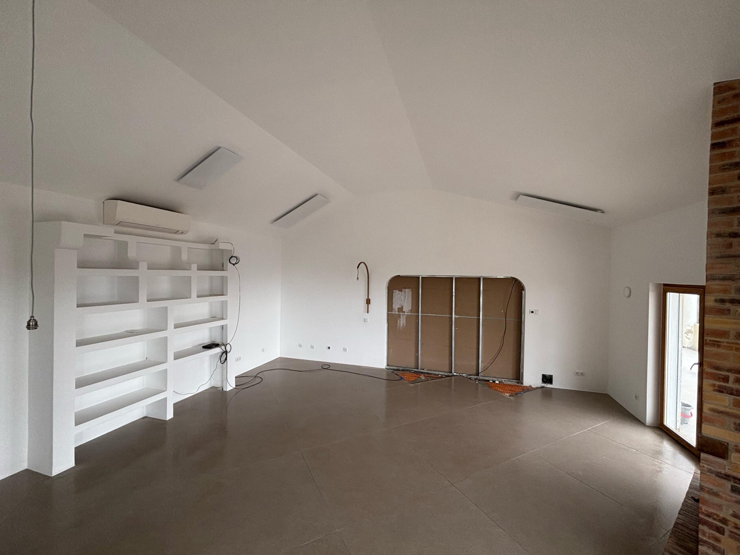 d8901078-4e20-4b82-8a98-b9163fdd43ce